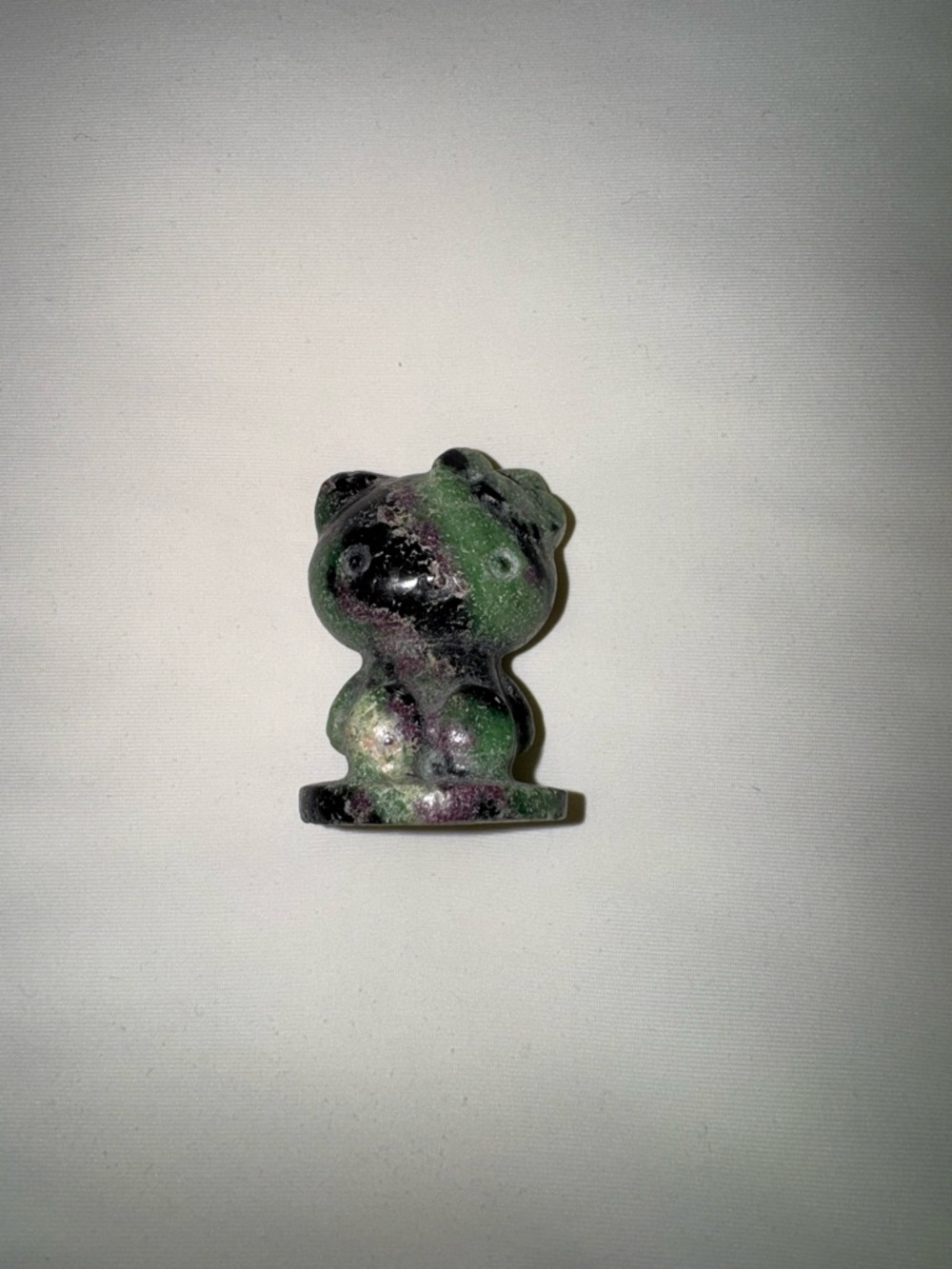 Ruby Zosaite Carved Hello Kitty